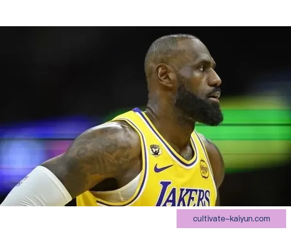 詹姆斯率湖人逆转勇士点燃联盟巅峰对决新篇章全美瞩目焦点大战来