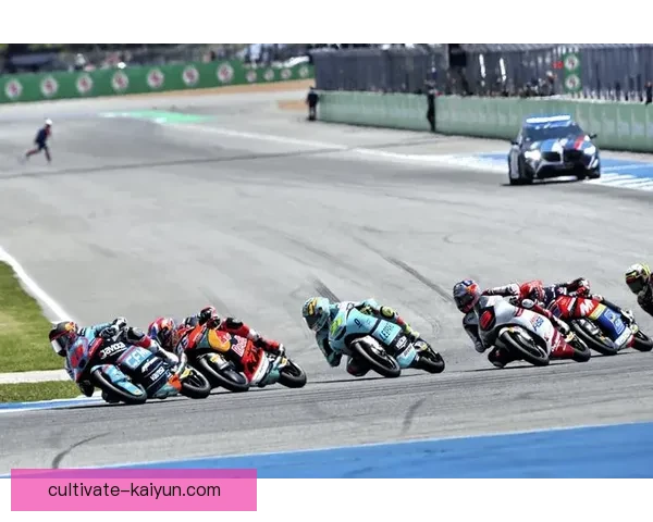 MotoGP赛季激战升级车手争锋焦点转向冠军争夺与车队策略博弈