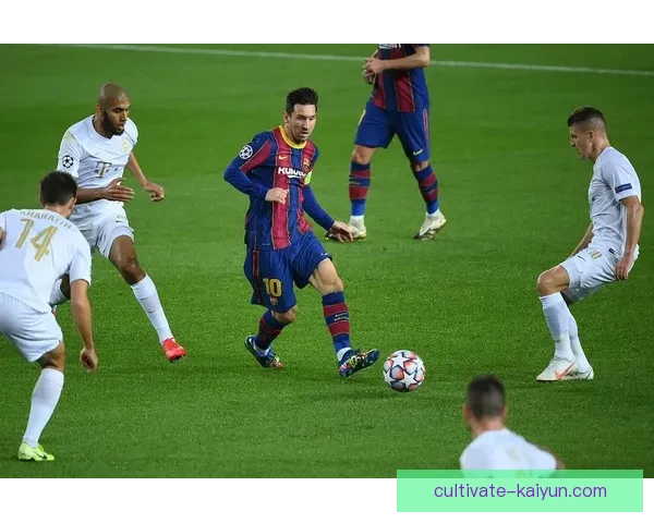 梅西携巴黎再战欧冠 曼联锋线调整引关注